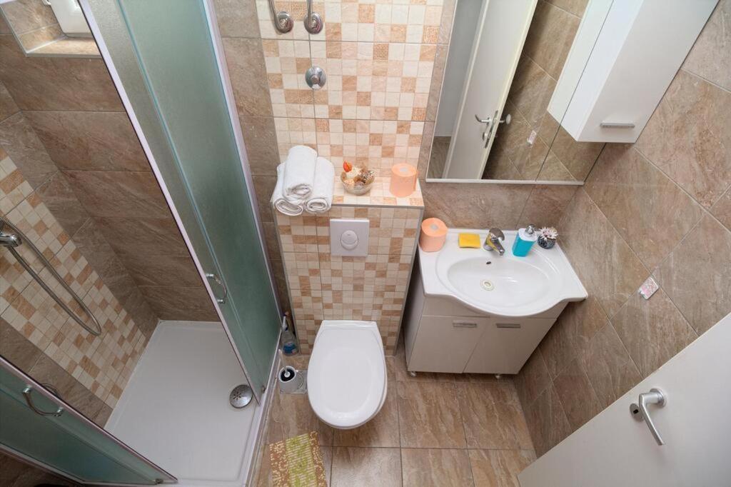 Apartment Zrno Makarska Exteriör bild