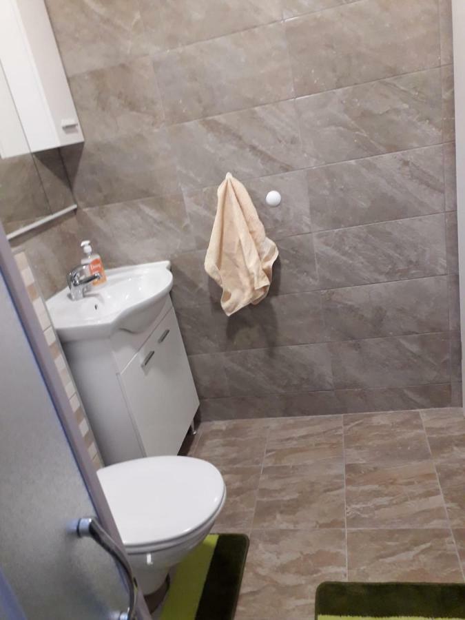 Apartment Zrno Makarska Exteriör bild
